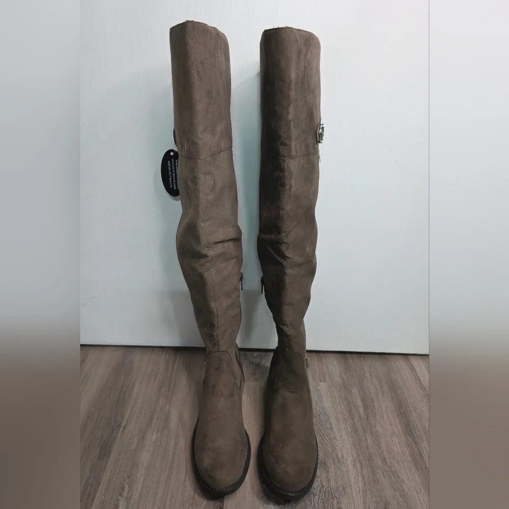 AMERICAN RAG Adarra Over The Knee Boots In Taupe Size 5 - New Without Box